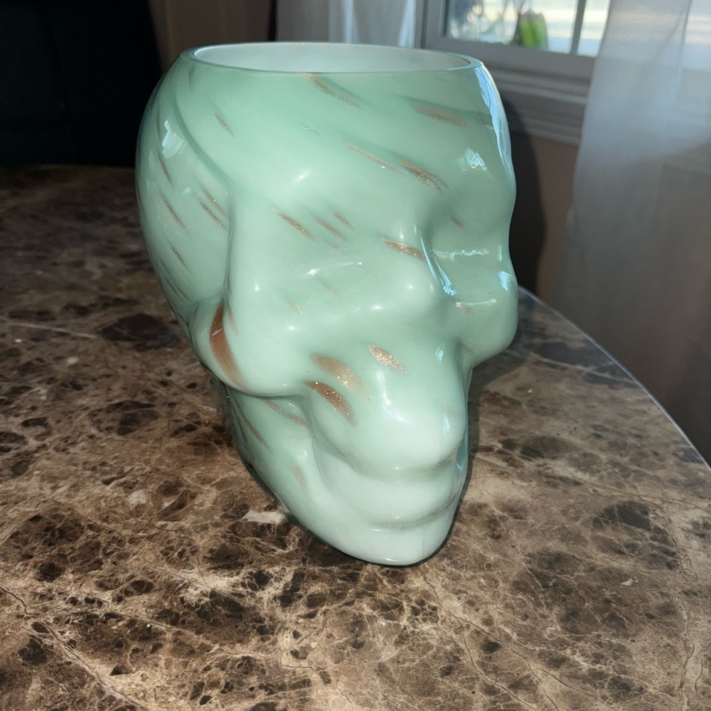 Green Glass w/ Gold Swirls Skull Head Pot